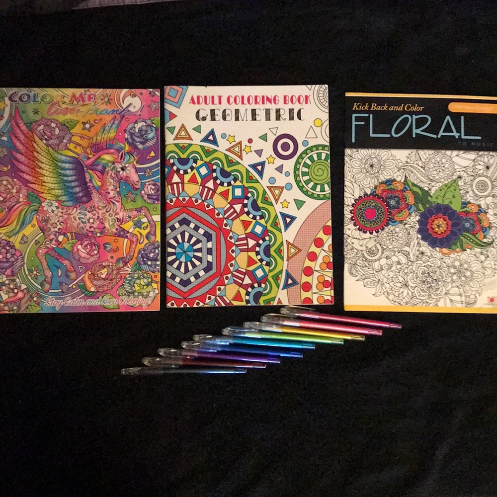 3 coloring books with,thin gel pen set of 9 colors